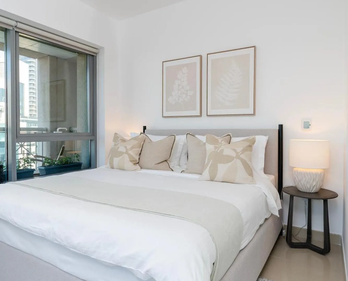 Luxury High Floor 1Br With Full Burj Khalifa View By Auberge Dubai 0*,  United Arab Emirates