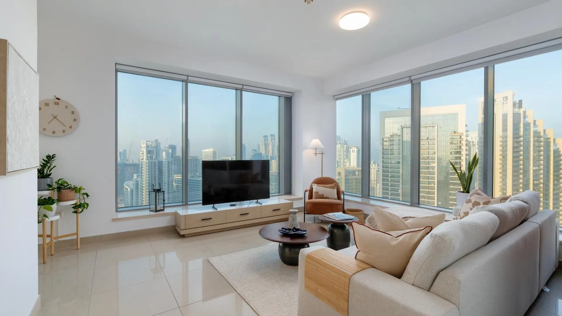 Luxury High Floor 1Br With Full Burj Khalifa View By Auberge Dubai Apartment